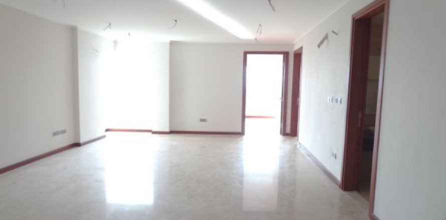 Квартира с 3 спальнями в Тэйхо, Ханой , № 8603
