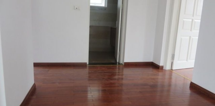 4 bedrooms Villa in Tay Ho, Ha Noi, No. 5721
