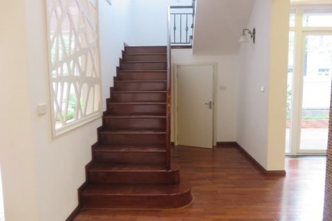4 bedrooms Villa in Tay Ho, Ha Noi, No. 5721 2