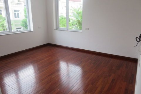 4 bedrooms Villa in Tay Ho, Ha Noi, No. 5721 5