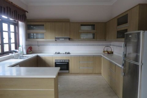 5 bedrooms Villa in Tay Ho, Ha Noi,  No. 5722 5