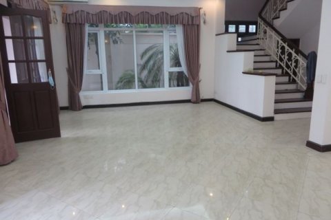 5 bedrooms Villa in Tay Ho, Ha Noi,  No. 5722 29