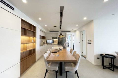 3 bedrooms Apartment in Ba Dinh, Ha Noi, No. 9472 7