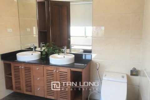 Квартира с 3 спальнями в Тэйхо, Ханой , № 4366 18