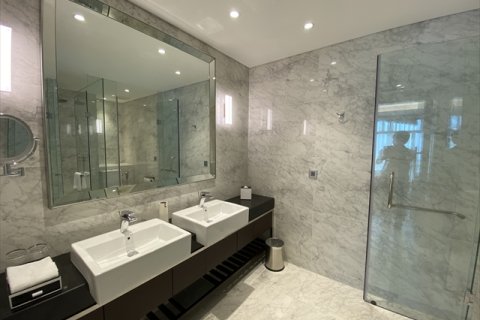 Studio Apartment in District 3, Ho Chi Minh, No. 18438 7