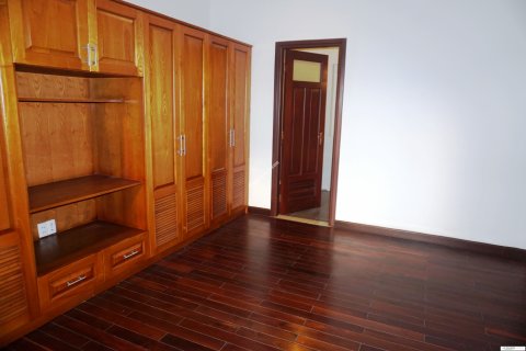 Дом 540м2 в Тхудык, Хошимин , № 14907 12