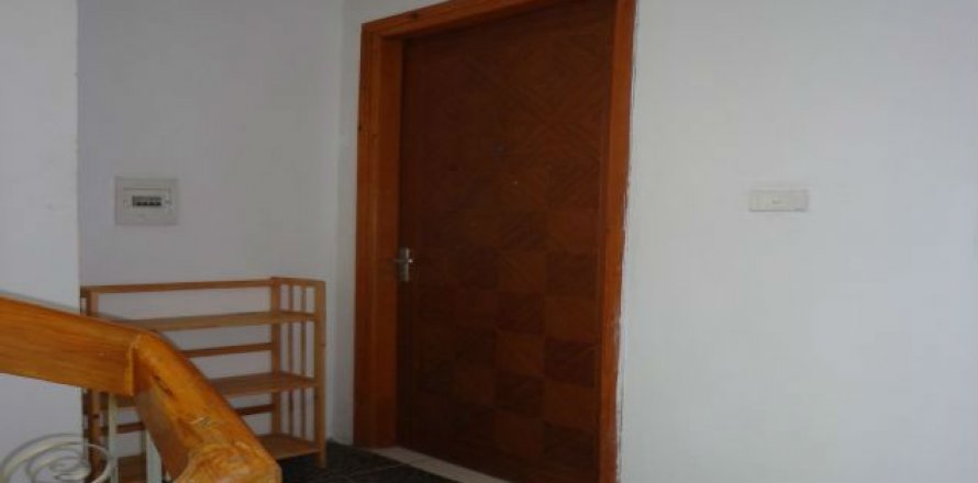 Квартира с 2 спальнями в Тэйхо, Ханой , № 5924