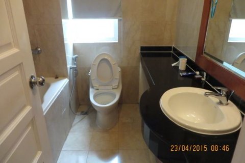 3 bedrooms Apartment in Tay Ho, Ha Noi,  No. 5925 12