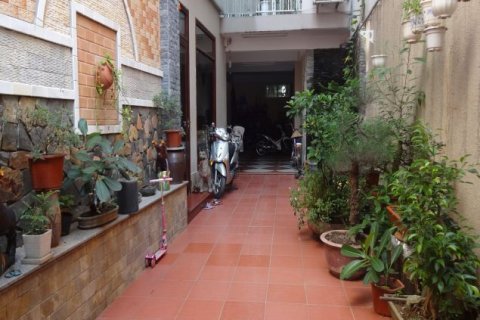 2 bedrooms Apartment in Tay Ho, Ha Noi, No. 6915