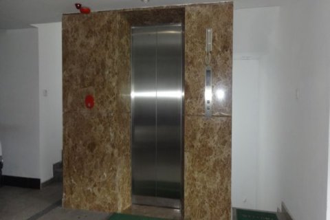 Квартира с 3 спальнями в Тэйхо, Ханой , № 6911 2