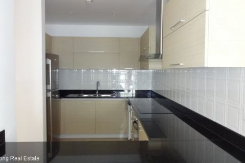 4 bedrooms Apartment in Tay Ho, Ha Noi,  No. 7115 8