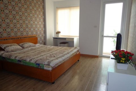 2 bedrooms Apartment in Dong Da, Ha Noi, No. 5628 6