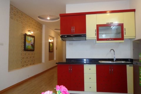 2 bedrooms Apartment in Dong Da, Ha Noi, No. 5628 5