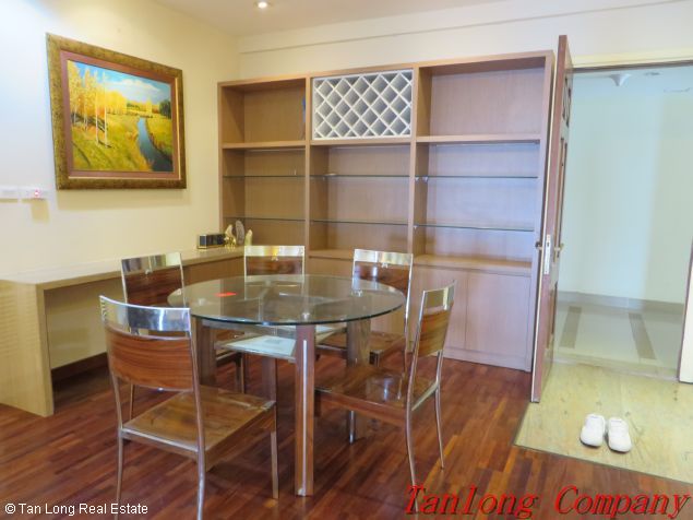 3 bedrooms Apartment in Cau Giay, Ha Noi, Vietnam No. 6696