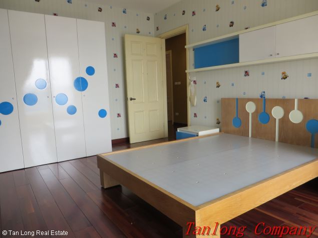 3 bedrooms Apartment in Cau Giay, Ha Noi, Vietnam No. 6696