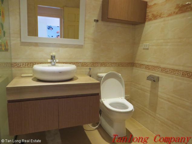 3 bedrooms Apartment in Cau Giay, Ha Noi, Vietnam No. 6696