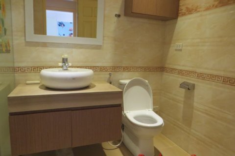 3 bedrooms Apartment in Cau Giay, Ha Noi, No. 6696 8