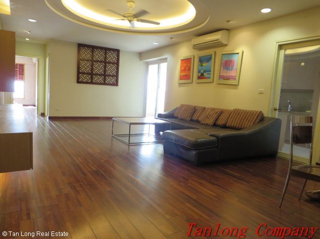3 bedrooms Apartment in Cau Giay, Ha Noi, Vietnam No. 6696