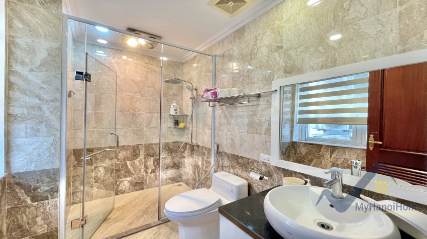 4 bedrooms Villa in Long Bien, Ha Noi, Vietnam No. 18900