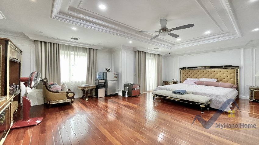 4 bedrooms Villa in Long Bien, Ha Noi, Vietnam No. 18900