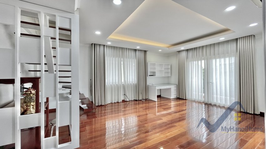 4 bedrooms Villa in Long Bien, Ha Noi, Vietnam No. 18900