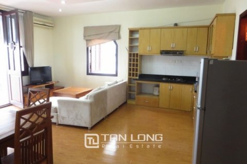 Квартира с 2 спальнями в Тэйхо, Ханой ,  № 3565