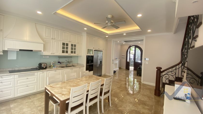4 bedrooms Villa in Long Bien, Ha Noi, Vietnam No. 19145