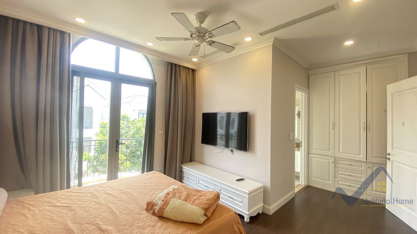 4 bedrooms Villa in Long Bien, Ha Noi, Vietnam No. 19145
