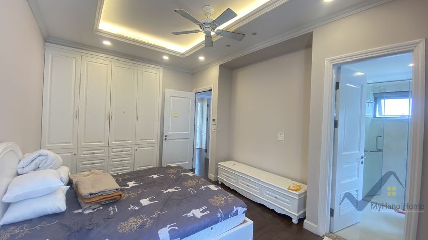 4 bedrooms Villa in Long Bien, Ha Noi, Vietnam No. 19145