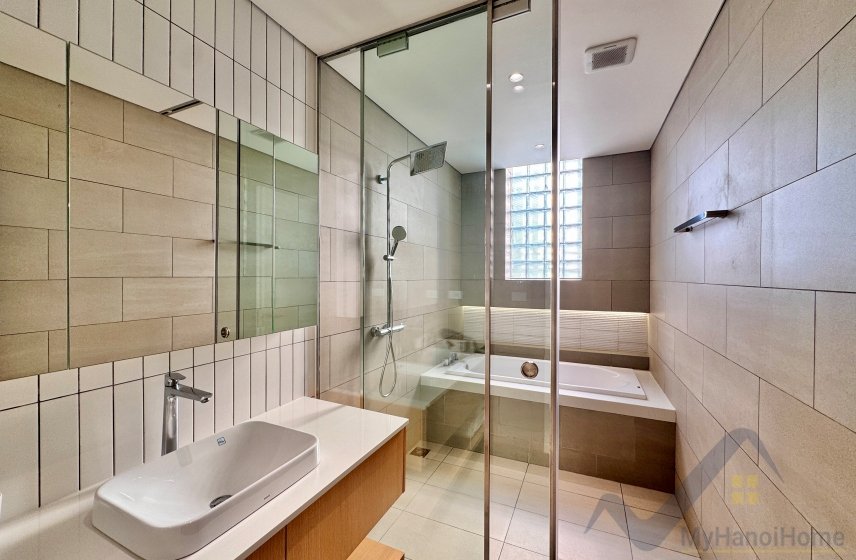 2 bedrooms Apartment in Hoan Kiem, Ha Noi, Vietnam No. 29996