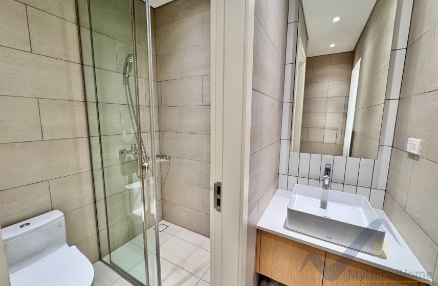 2 bedrooms Apartment in Hoan Kiem, Ha Noi, Vietnam No. 29996