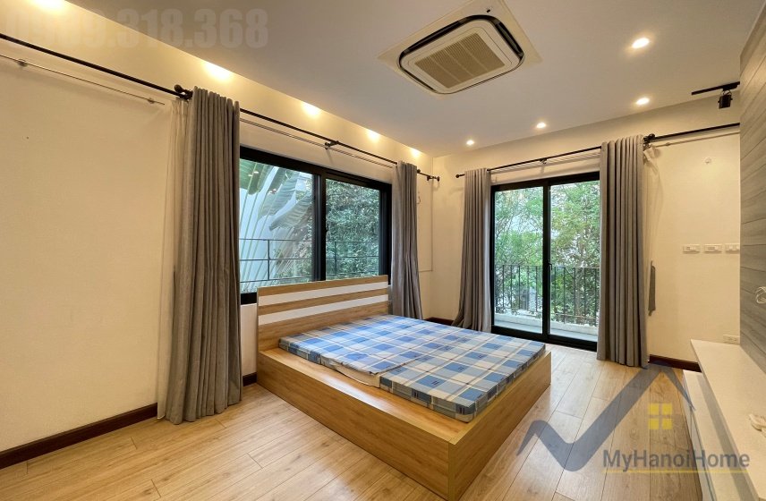 5 bedrooms Villa in Long Bien, Ha Noi, Vietnam No. 29995
