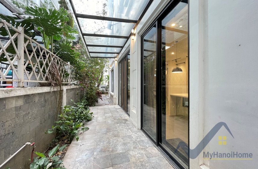 5 bedrooms Villa in Long Bien, Ha Noi, Vietnam No. 29995
