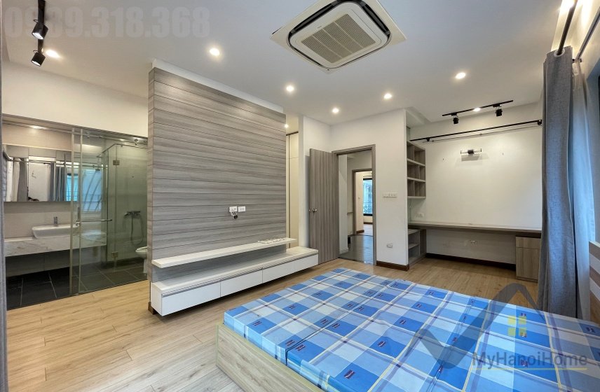 5 bedrooms Villa in Long Bien, Ha Noi, Vietnam No. 29995