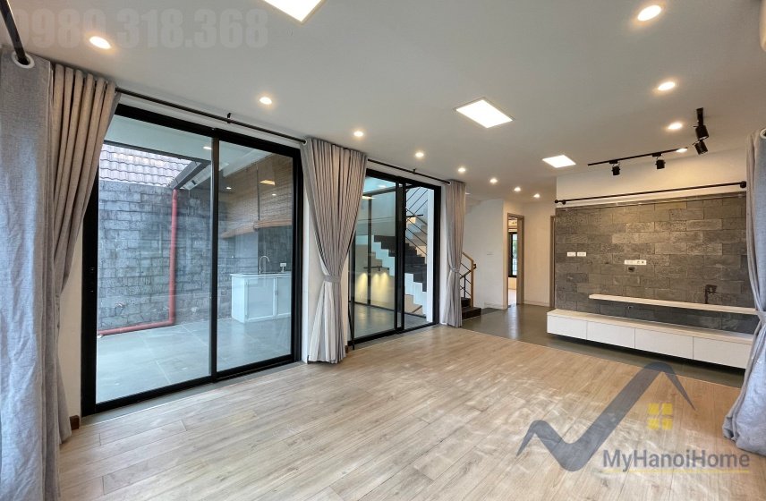 5 bedrooms Villa in Long Bien, Ha Noi, Vietnam No. 29995