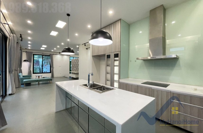 5 bedrooms Villa in Long Bien, Ha Noi, Vietnam No. 29995