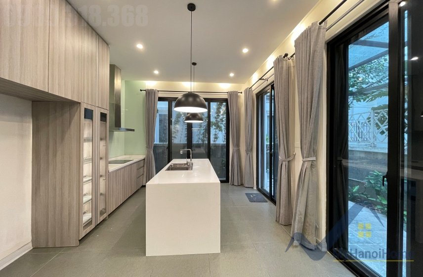 5 bedrooms Villa in Long Bien, Ha Noi, Vietnam No. 29995