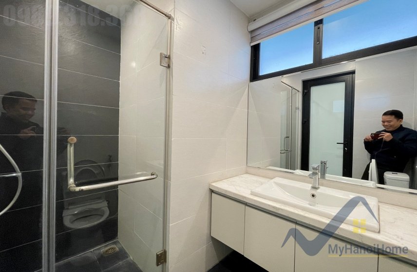5 bedrooms Villa in Long Bien, Ha Noi, Vietnam No. 29995