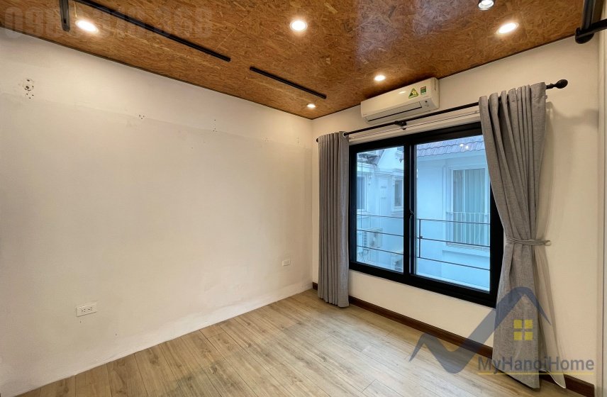 5 bedrooms Villa in Long Bien, Ha Noi, Vietnam No. 29995