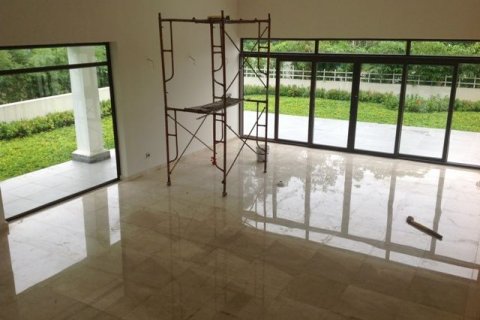 5 bedrooms Villa in Tay Ho, Ha Noi, No. 6962 13
