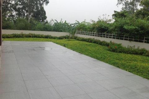 5 bedrooms Villa in Tay Ho, Ha Noi, No. 6962 2