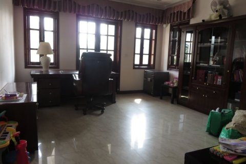 5 bedrooms Villa in Tay Ho, Ha Noi, No. 6230 15