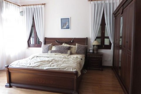 5 bedrooms Villa in Tay Ho, Ha Noi, No. 6230 18