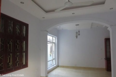 3 bedrooms House in Ba Dinh, Ha Noi,  No. 6713 7