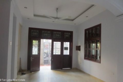 3 bedrooms House in Ba Dinh, Ha Noi,  No. 6713 3
