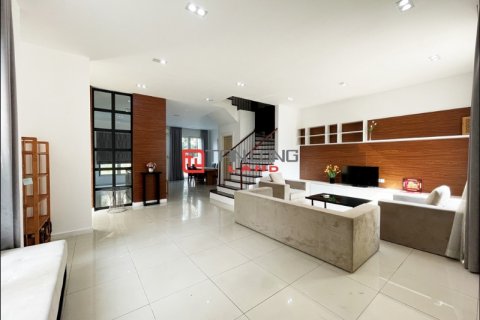 3 bedrooms Villa in Long Bien, Ha Noi,  No. 2220 3