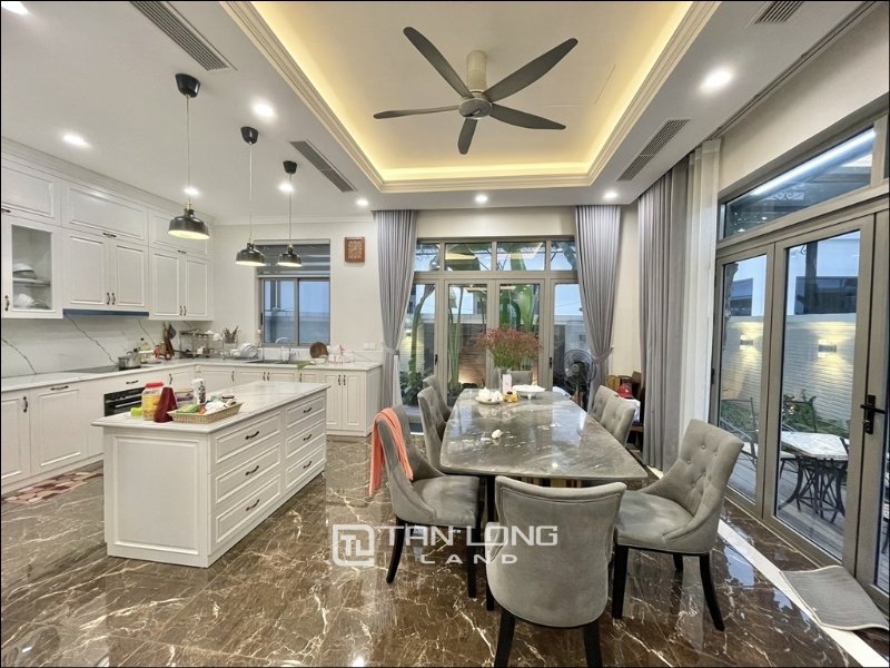 5 bedrooms Villa in Long Bien, Ha Noi, Vietnam No. 2219