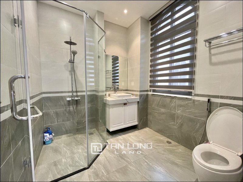 5 bedrooms Villa in Long Bien, Ha Noi, Vietnam No. 2219