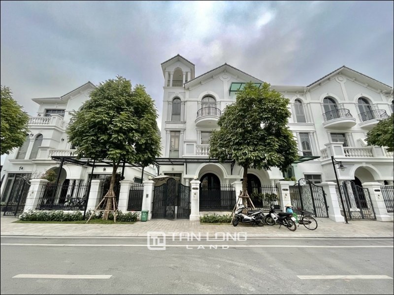 5 bedrooms Villa in Long Bien, Ha Noi, Vietnam No. 2219