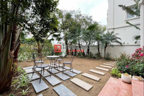 5 bedrooms Villa in Long Bien, Ha Noi, No. 2216